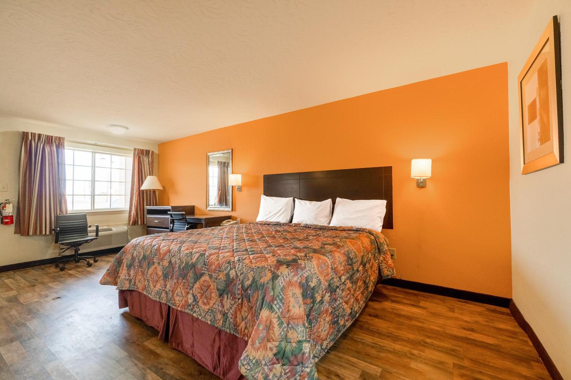Stamford Inn By Oyo Exterior photo