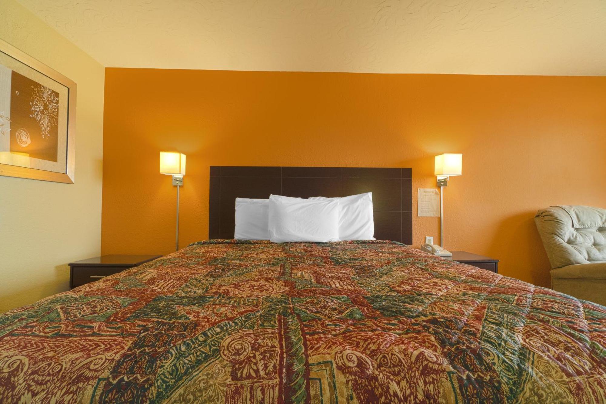 Stamford Inn By Oyo Exterior photo